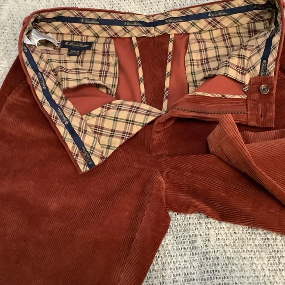 Brooks Brothers Clark Corduroy
Pants size 35/30 - Picture 2 of 7